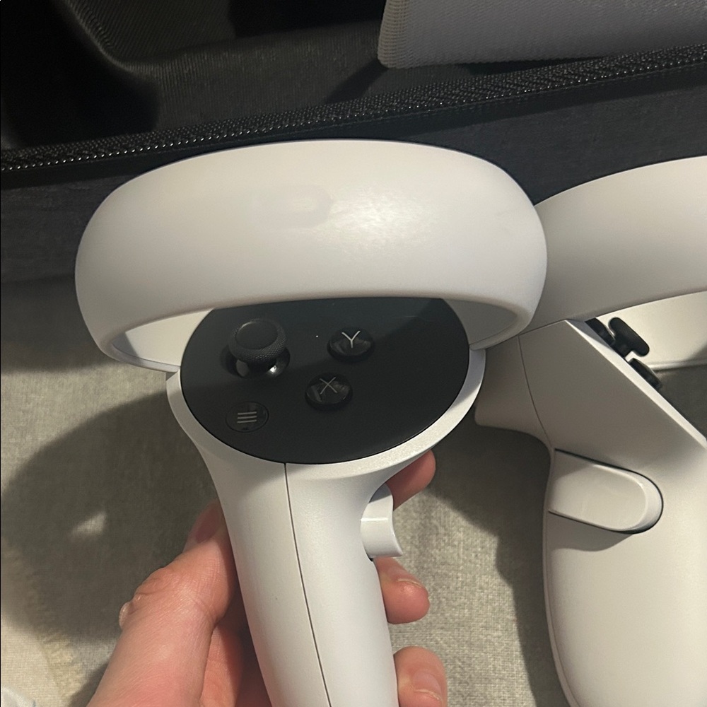Oculus quest 2 - Picture 2 of 6